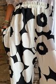 Carnaby Shelby Barrel Pant Black & White